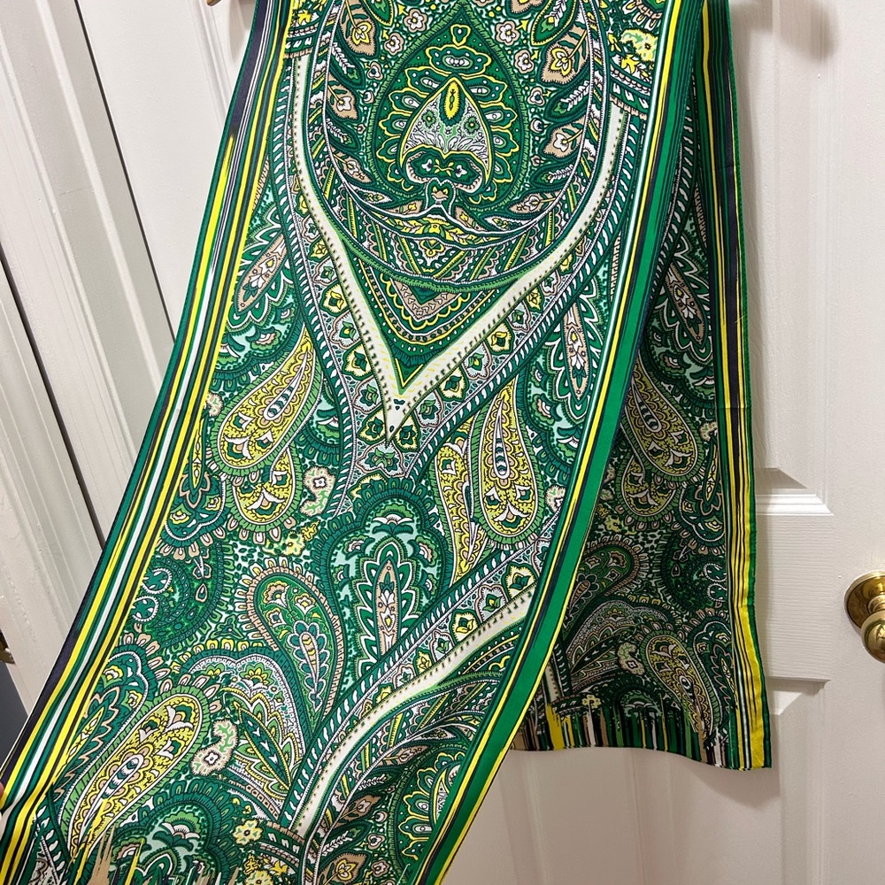 Anne Klein Green and Yellow Paisley Scarf 100% Silk - Picture 2 of 8